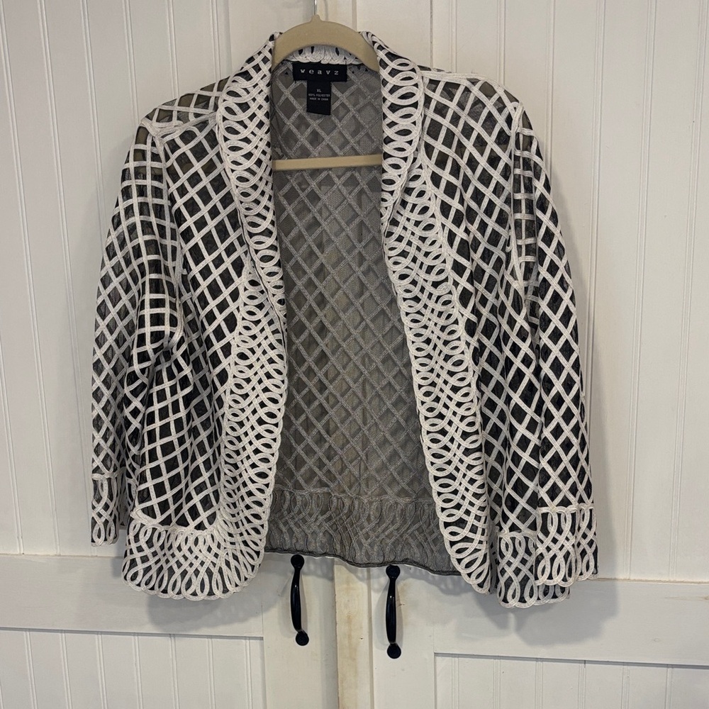Weavz Black &White Open-Front, see thru Cardigan size XL ( fits L)